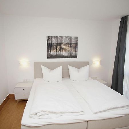 Strandnah Mit Terrasse, Gratis Nutzung Vom Ahoi Erlebnisbad Und Sauna In Sellin - Strandhaus Moenchgut Fewo06 Лоббе Экстерьер фото