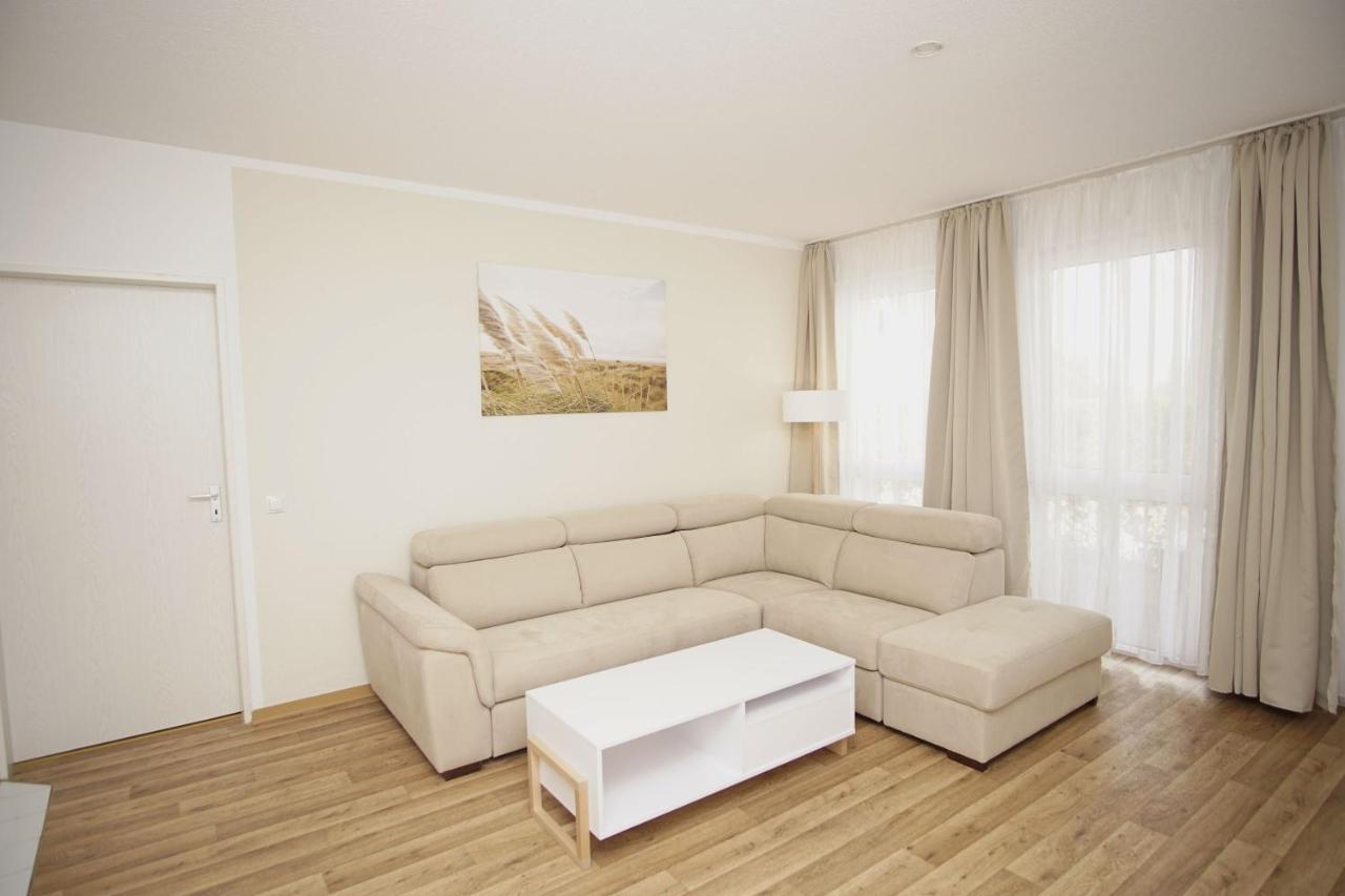 Strandnah Mit Terrasse, Gratis Nutzung Vom Ahoi Erlebnisbad Und Sauna In Sellin - Strandhaus Moenchgut Fewo06 Лоббе Экстерьер фото
